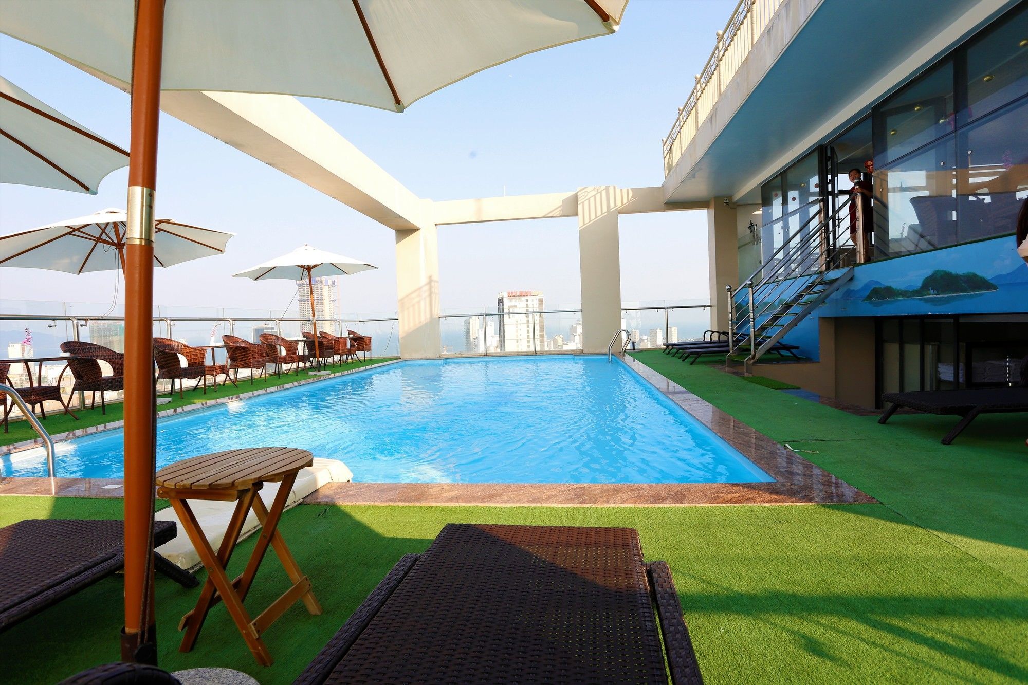 Luxtery & Khách sạn 4*