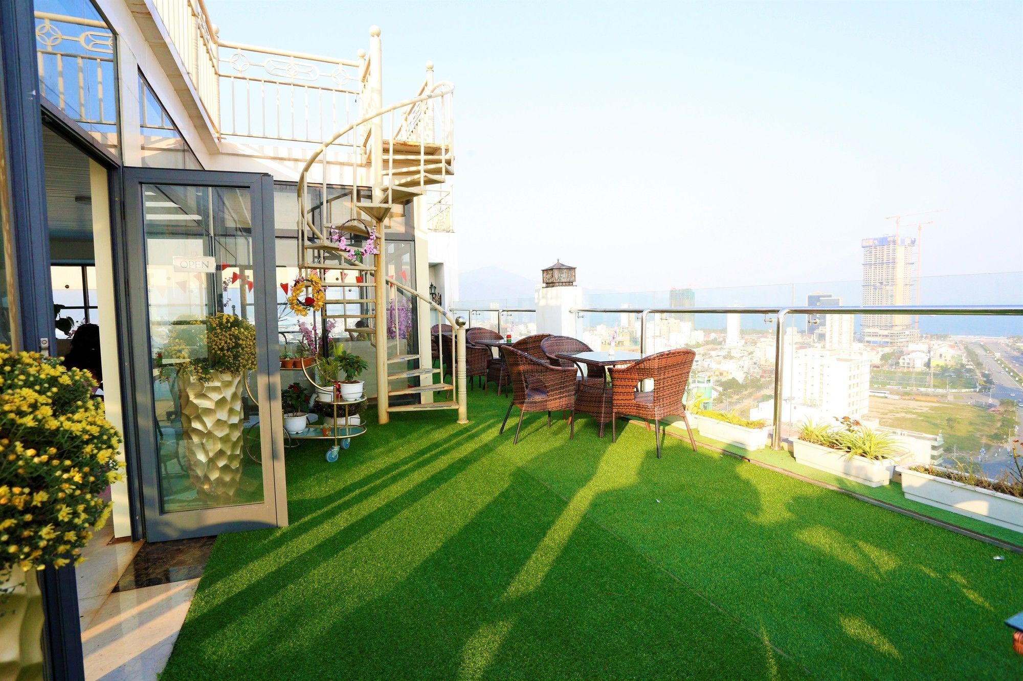Luxtery & Da Nang